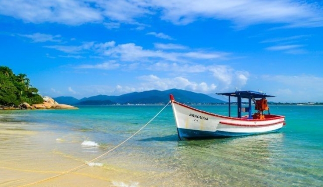 PRAIA DO FORTE EN MARZO